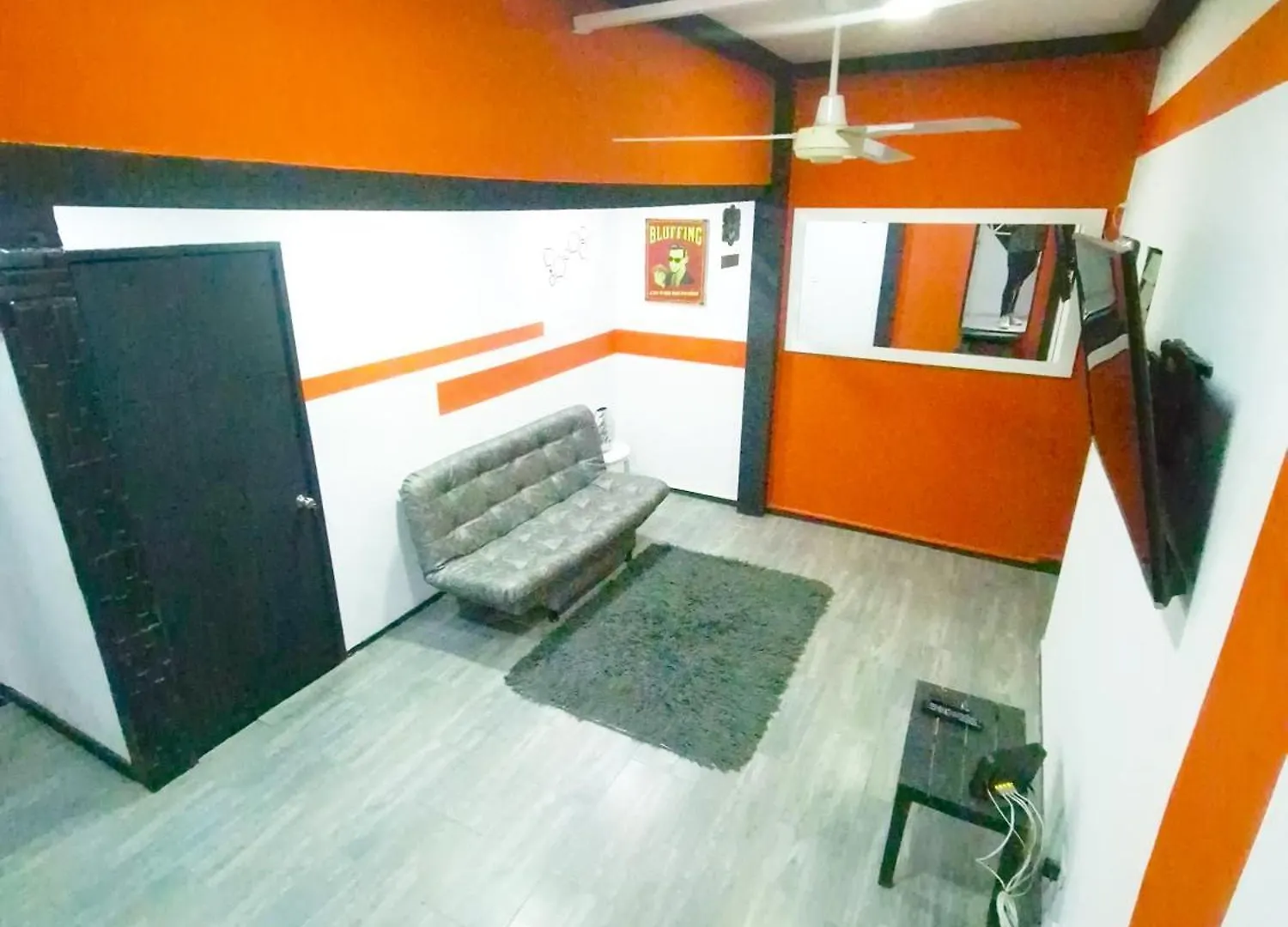 Sunset Strip Suite # 301C Icon Lleras Park 301 Medellin